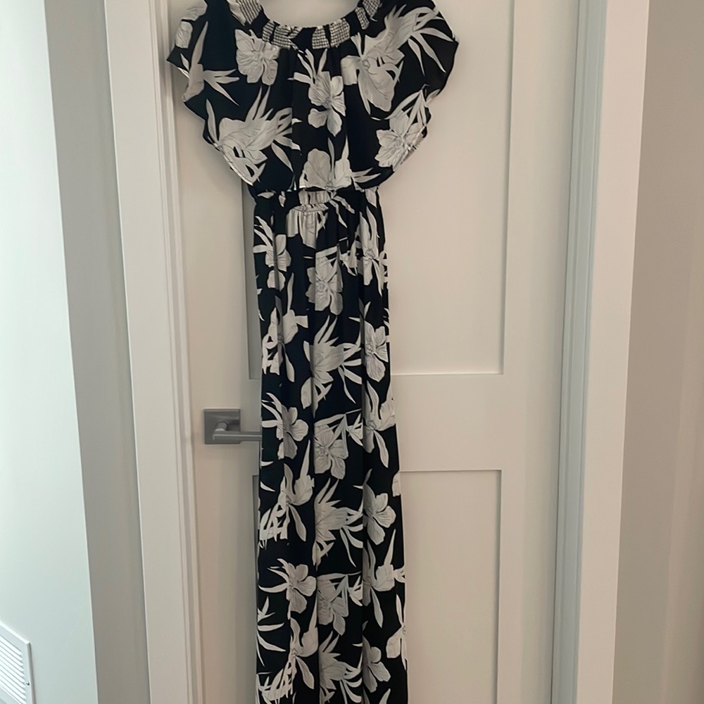 Barely worn Show Me Your MuMu Hacienda Maxi Dress - Lily Collins sz X-small